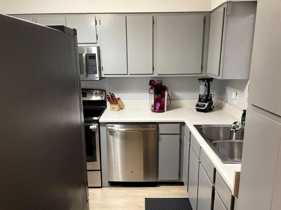 Modern 2 Bedroom Townhome Minutes From The Beach!! Fort Walton Beach Exterior foto